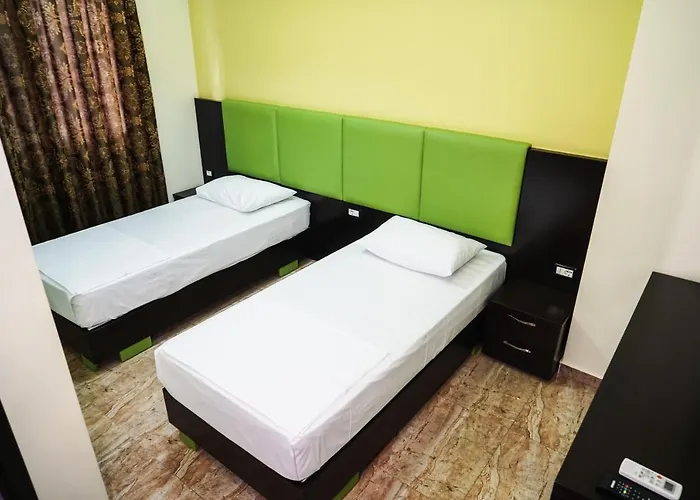 Magic ホテル ジロカストラ